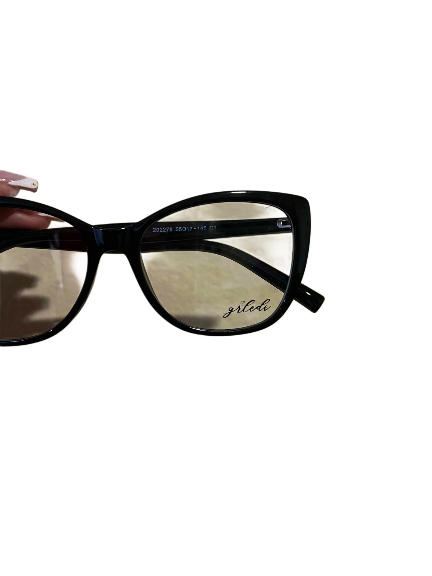 GRL FRAMES VOL. 3